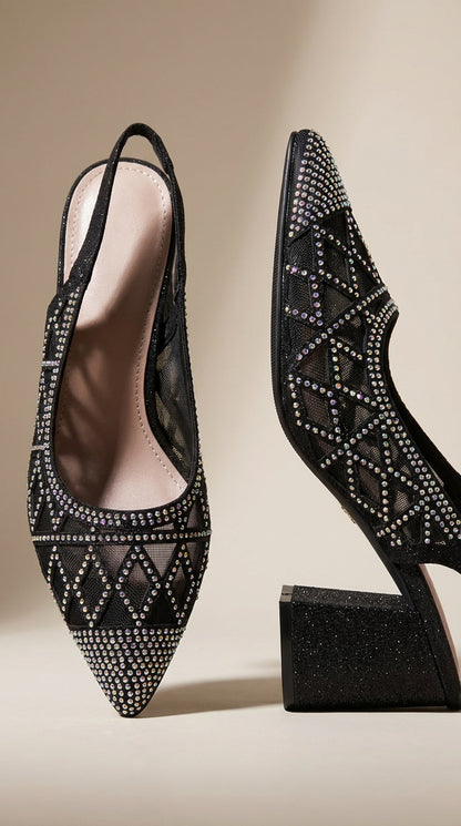 Zapatos Tacón Negro con Pedrería Geométrica / Z260119