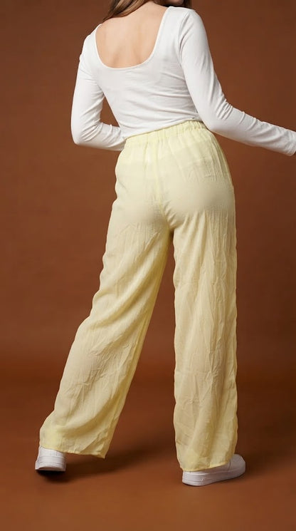 Pantalón wide-leg textura arrugada amarillo pálido / SH84