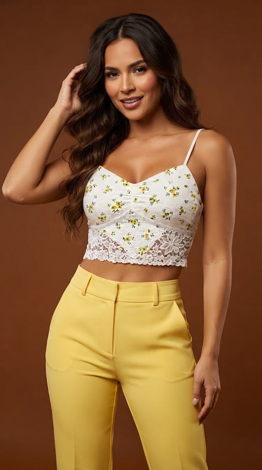 Top con Bordado y Estampado Floral / V23