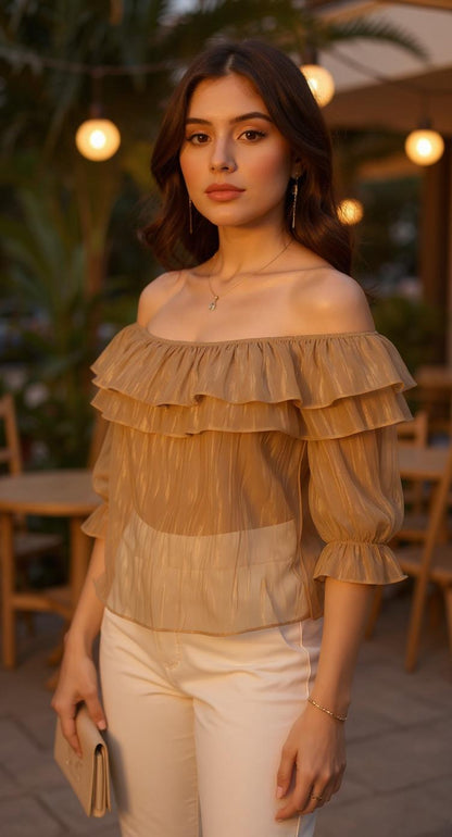 Blusa beige con vuelos / P101 image 0