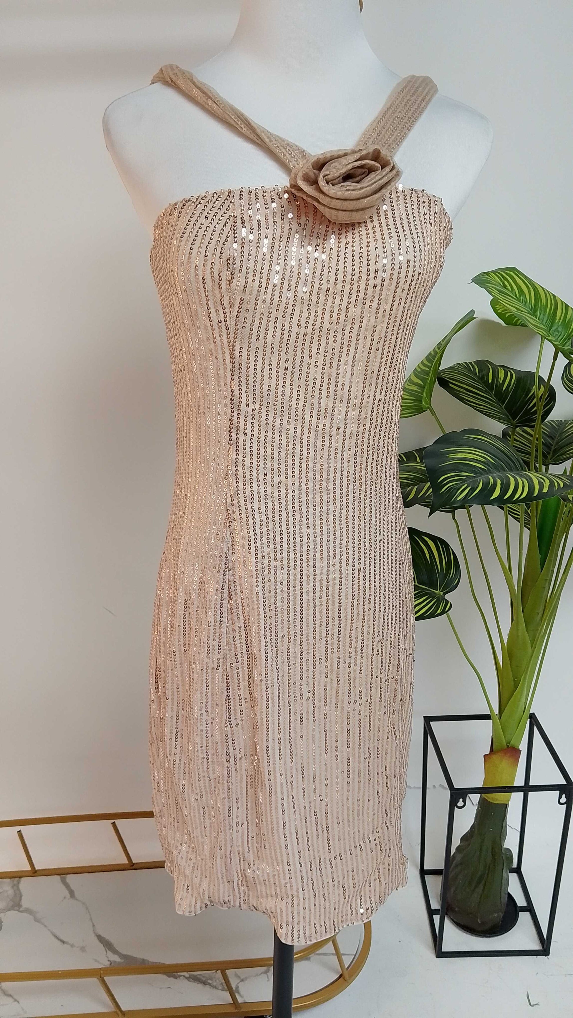 Vestido nude canalé con flor 3D D&M / V364 image 2