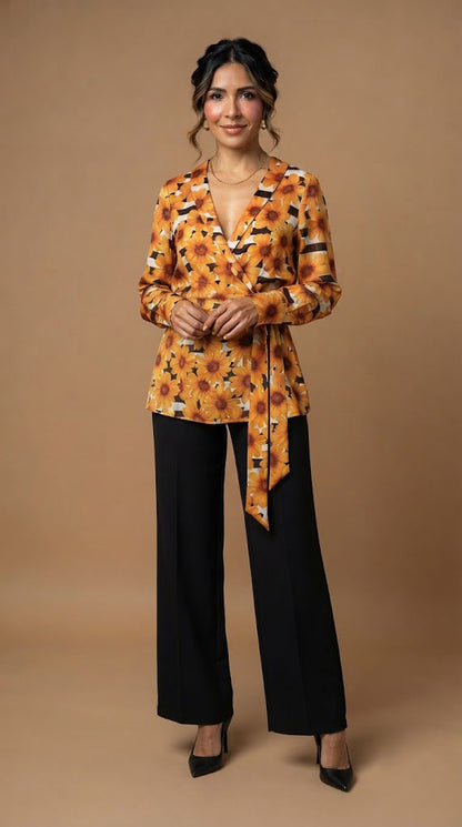 Blusa amarilla con estampado floral / AO4