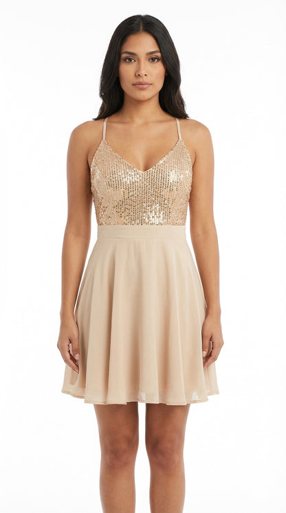 Vestido corto dorado / UV43