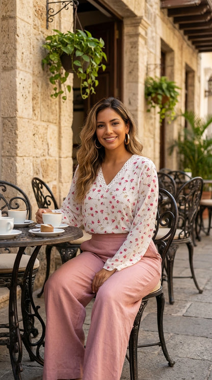 Blusa blanca floral delicada / L48A