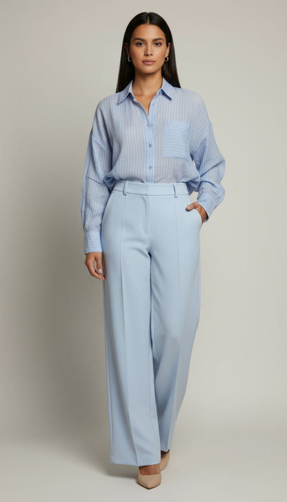 Outfit Oficina Azul Claro Minimalista / OUT32