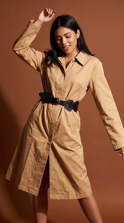 Abrigo beige, no incluye cinturon / AO175