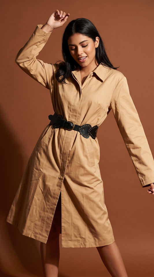 Abrigo beige, no incluye cinturon / AO175