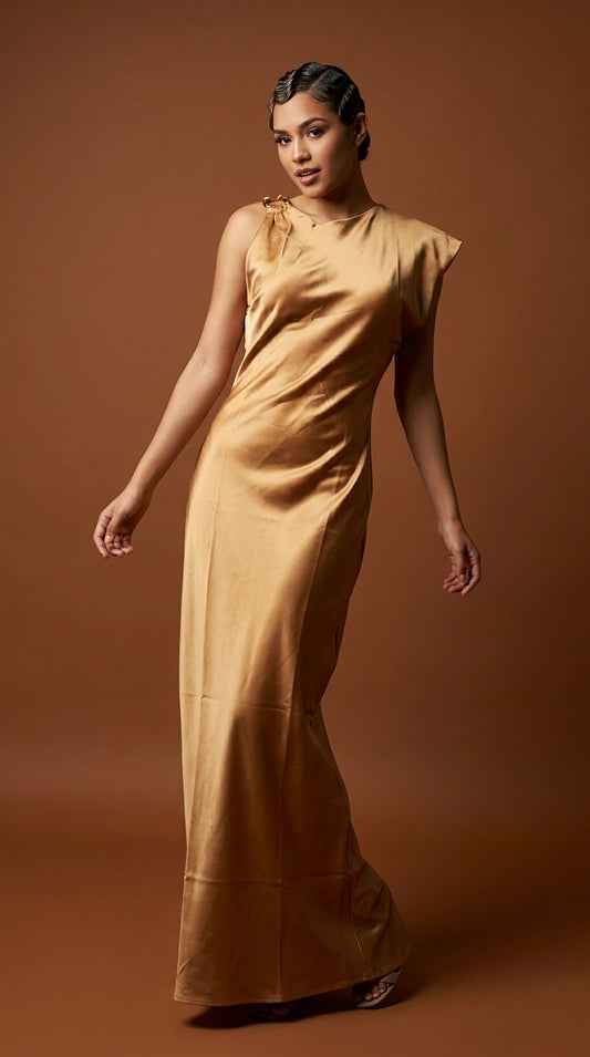 Vestido largo dorado satinado / ANV103