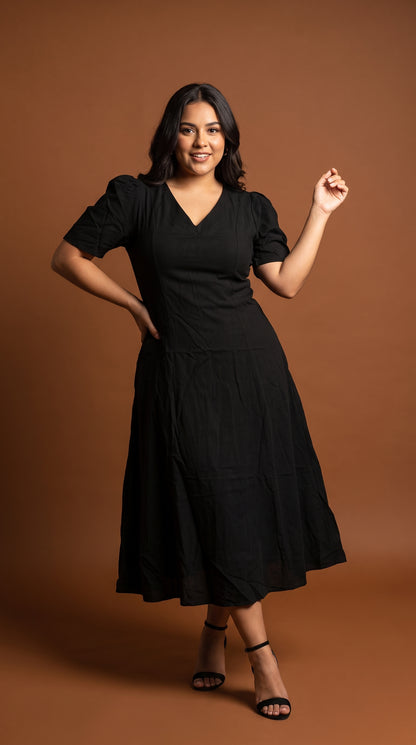 Vestido Negro Casual Midi / L84A