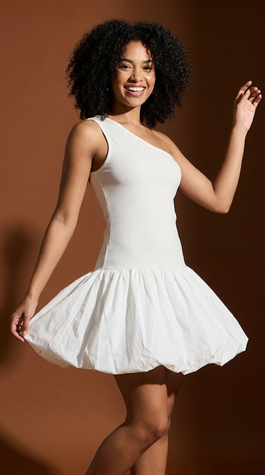 Vestido corto blanco volumen / ANV102