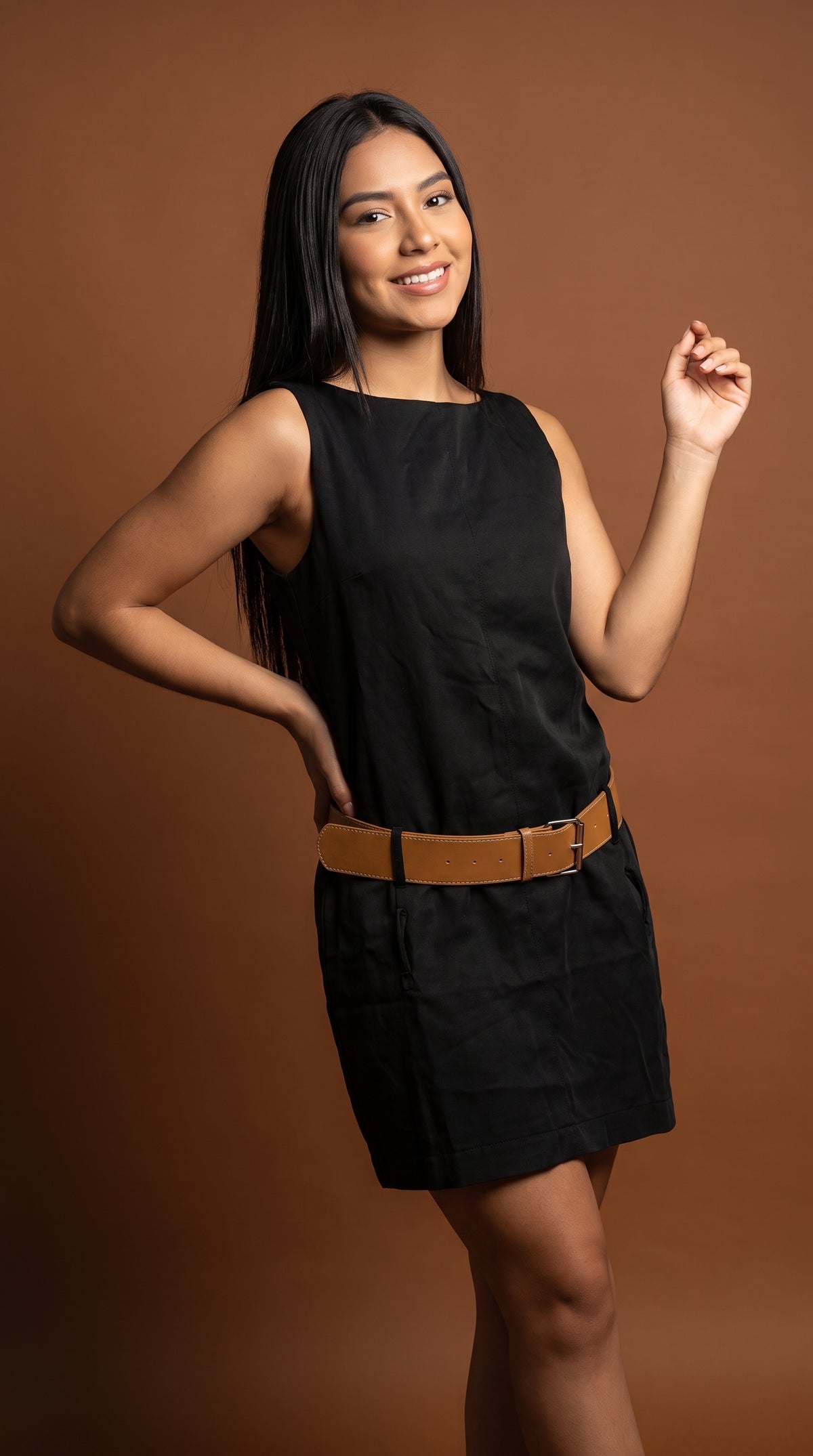 Vestido corto negro minimal / ANV106