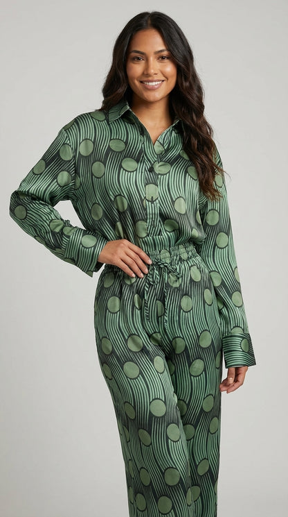 Set Camisa y Pantalón Verde Estampado Contemporáneo / ANSET02