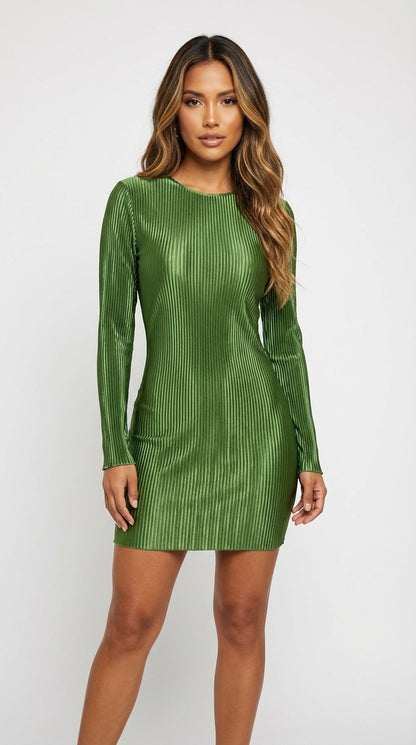 Vestido verde ajustado manga larga / L26A