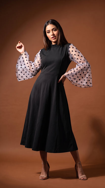 Vestido con mangas lunares / AO114
