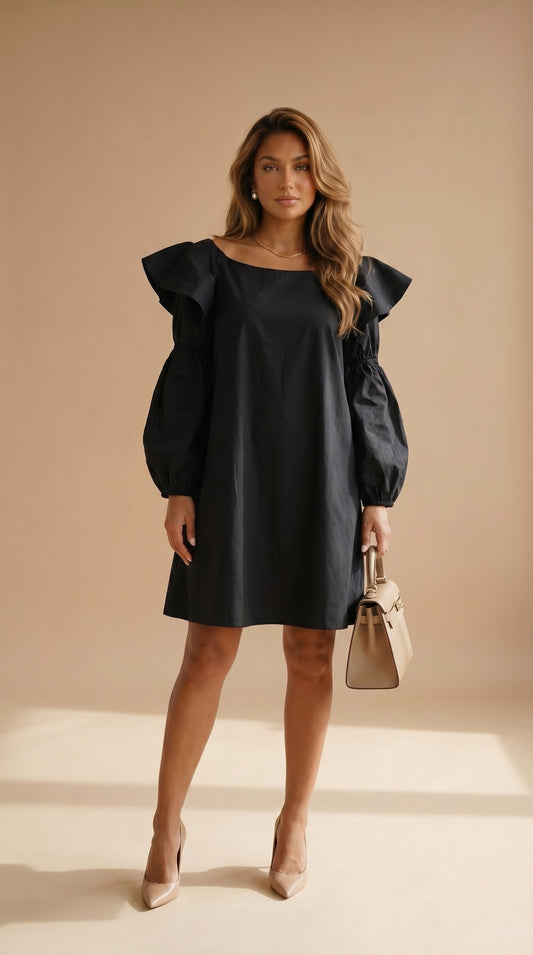 Vestido negro con mangas globo / AO183