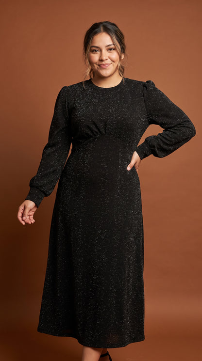 Vestido Negro Largo Clásico / NOB21