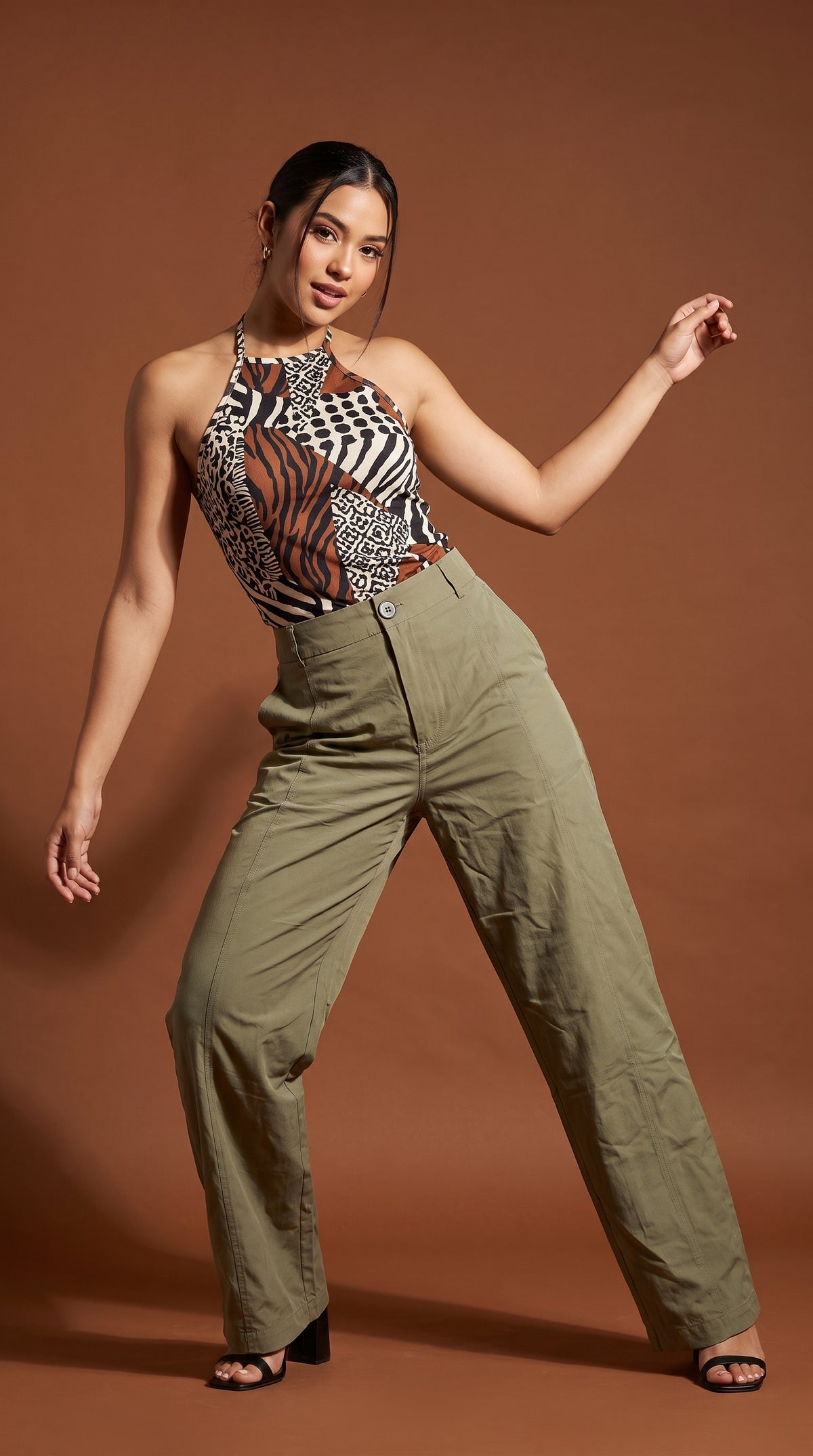 Pantalón verde oliva casual / ANE1001-23